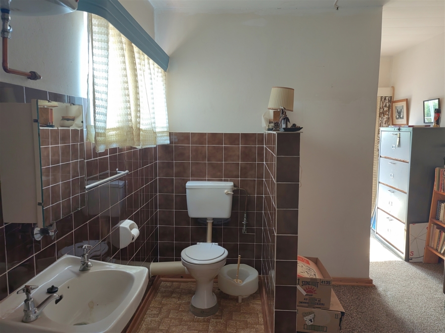 5 Bedroom Property for Sale in Parys Free State